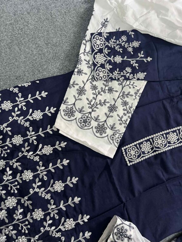 FB_IMG_1755059746383 Navy Blue A21